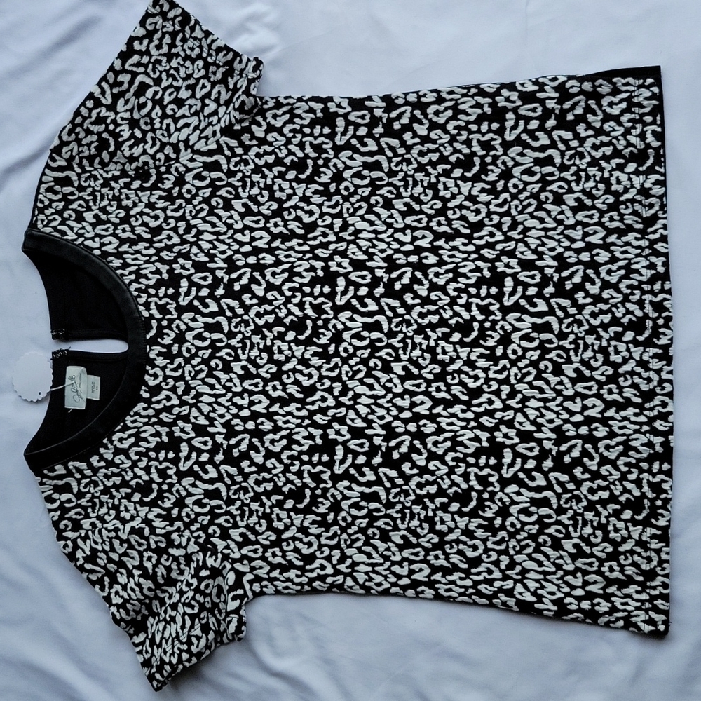 Vintage Jacqueline Smith Black / White Animal Pattern w/Faux Leather Sma…
